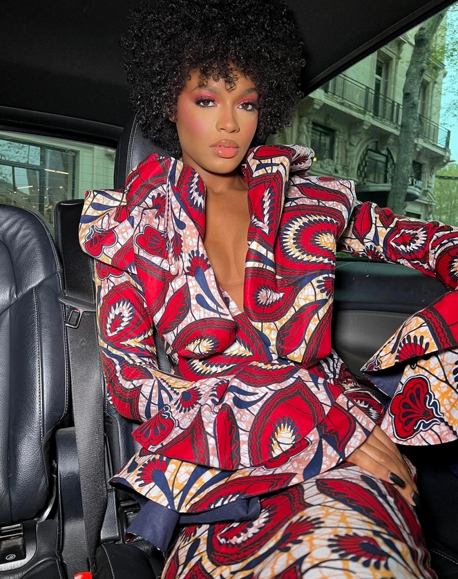 veste rouge - vêtements originaux